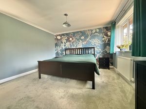 Photo 16- click for photo gallery